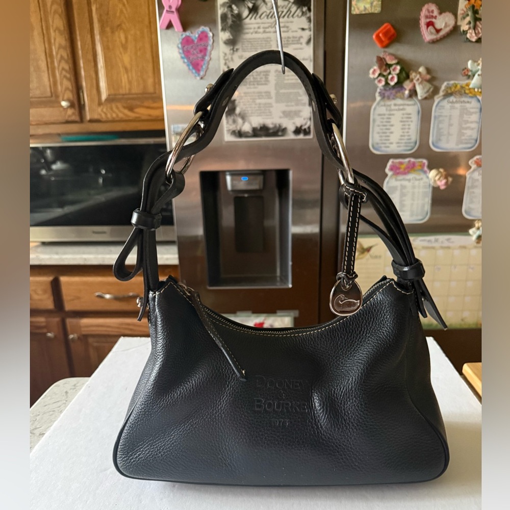 Dooney Bourke Black 1975 Leather Shoulderbag